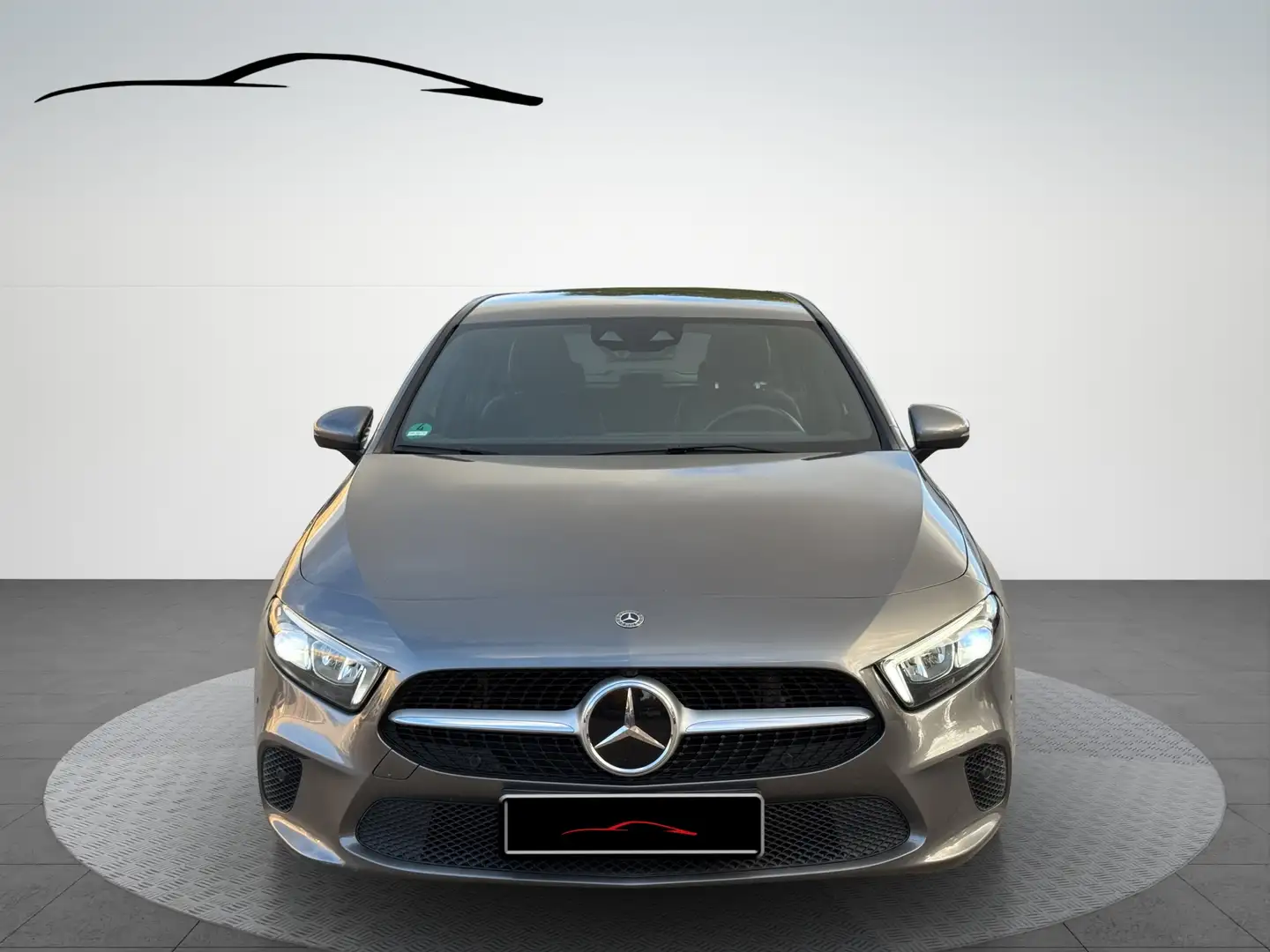 Mercedes-Benz A 220 A 220 / AUTOMATIK / KAMERA / NAVI / LEDER Gris - 2