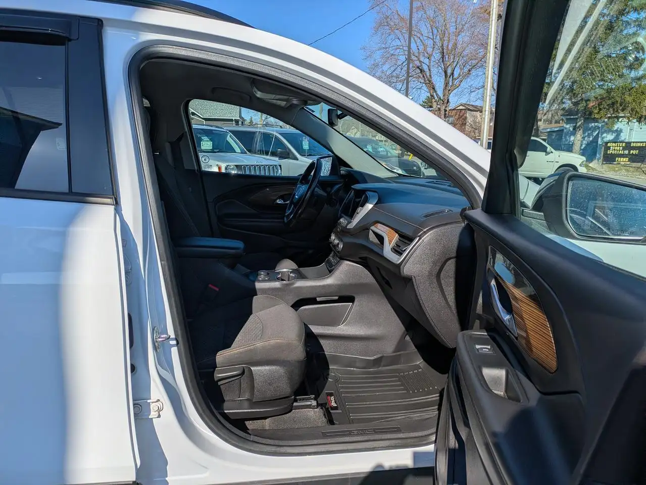 GMC Terrain снимка GMC Terrain