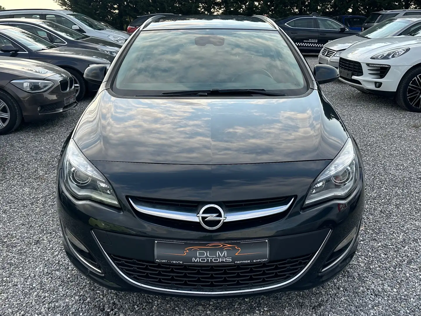 Opel Astra Sports Tourer 1.6 CDTi ecoFLEX Ultimate Edition Noir - 1