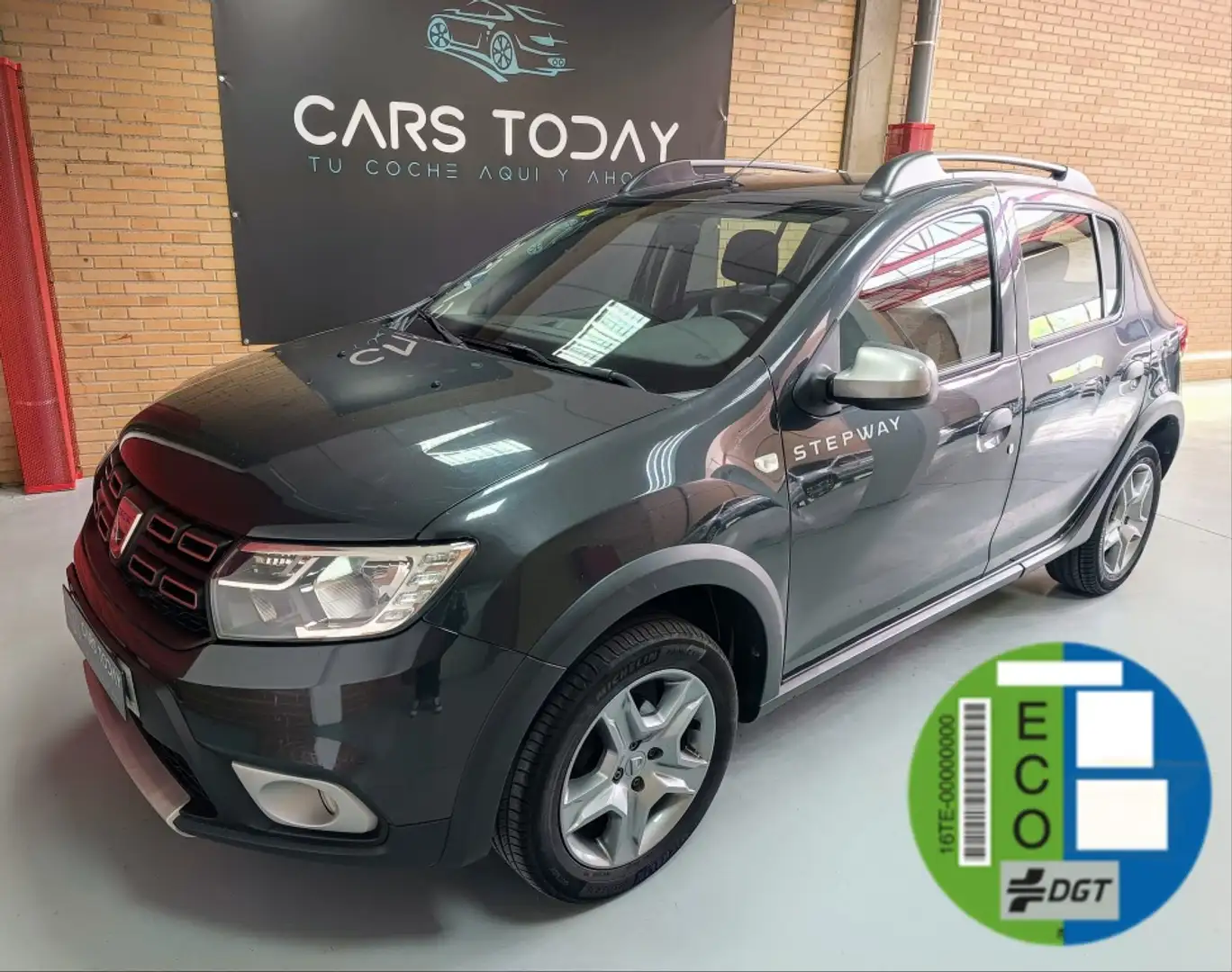 Dacia Sandero 0.9 TCE GLP Stepway 66kW Gris - 1