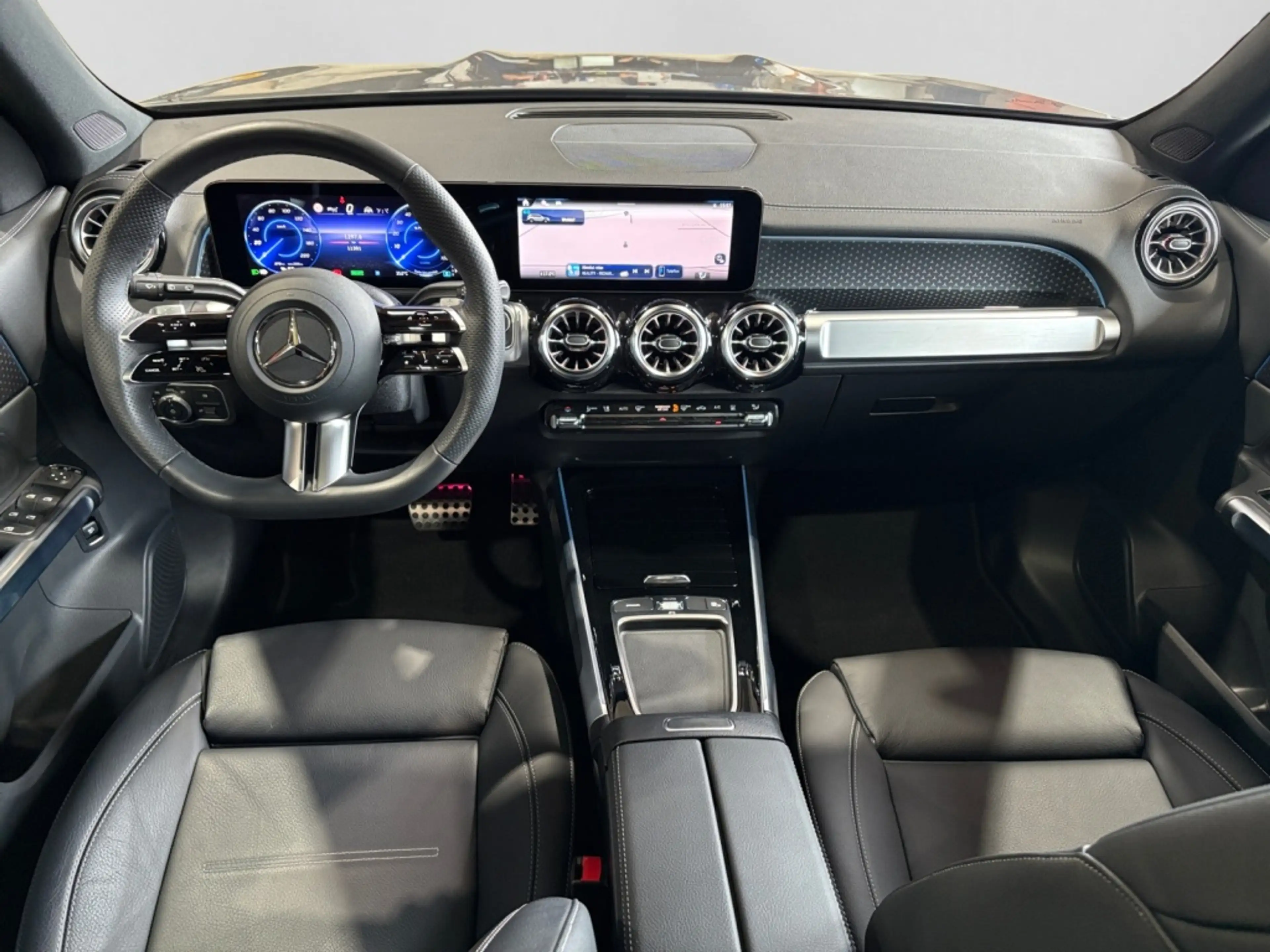 Mercedes-Benz EQB 250 + AMG|AMBIENTE|MBUX|SHZ|DISTR|KAM|LED|SHZ — photo 12