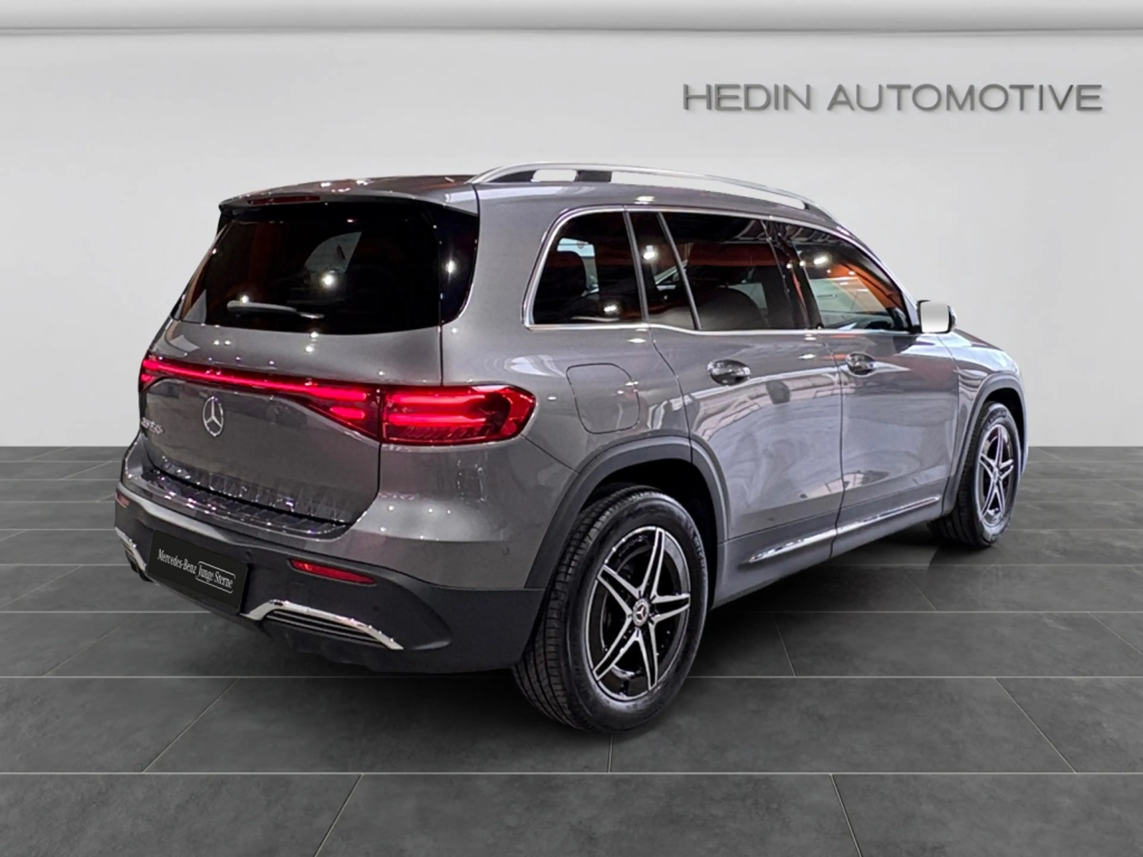 Mercedes-Benz EQB 250 + AMG|AMBIENTE|MBUX|SHZ|DISTR|KAM|LED|SHZ — photo 7