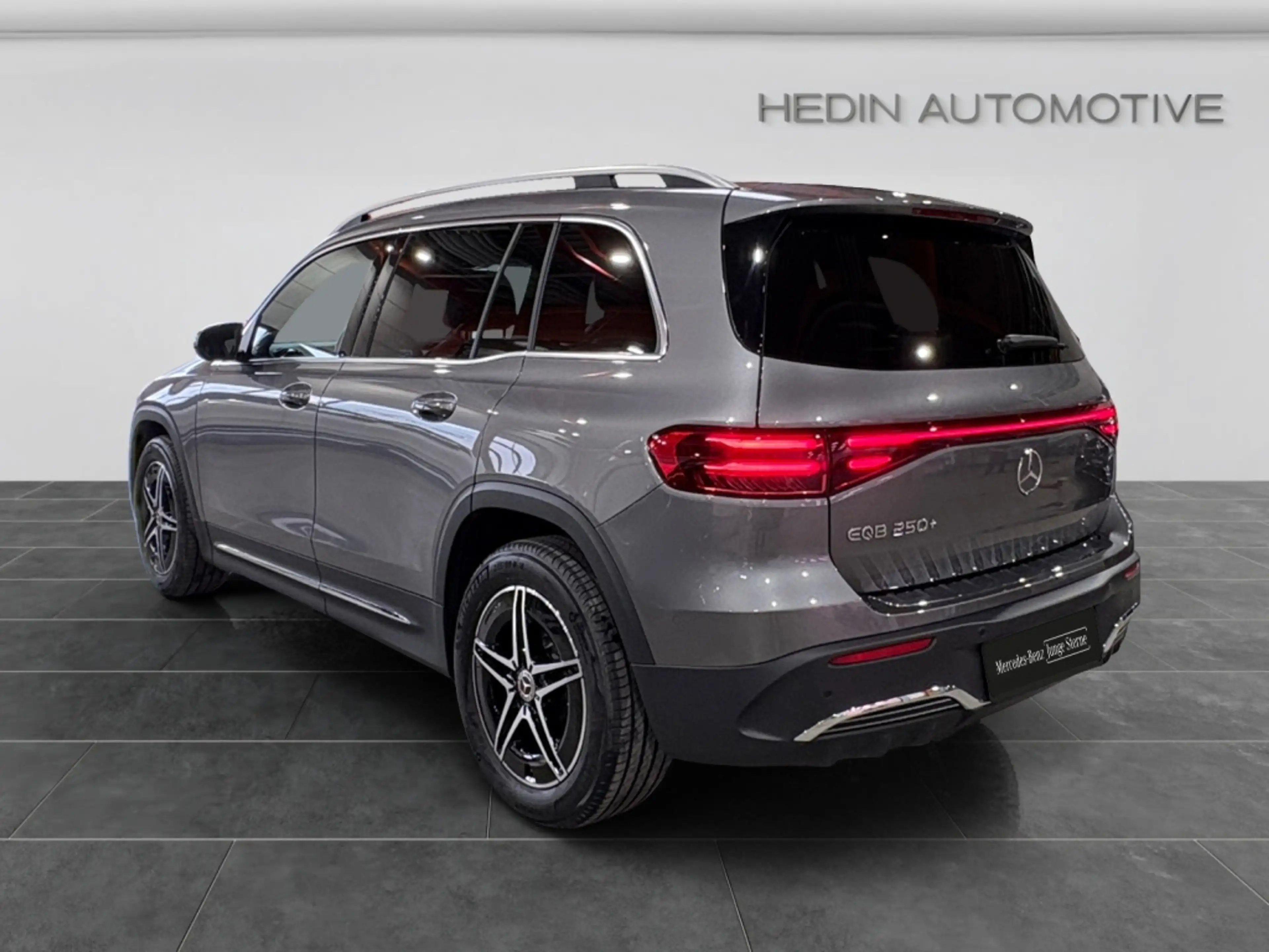 Mercedes-Benz EQB 250 + AMG|AMBIENTE|MBUX|SHZ|DISTR|KAM|LED|SHZ — photo 5