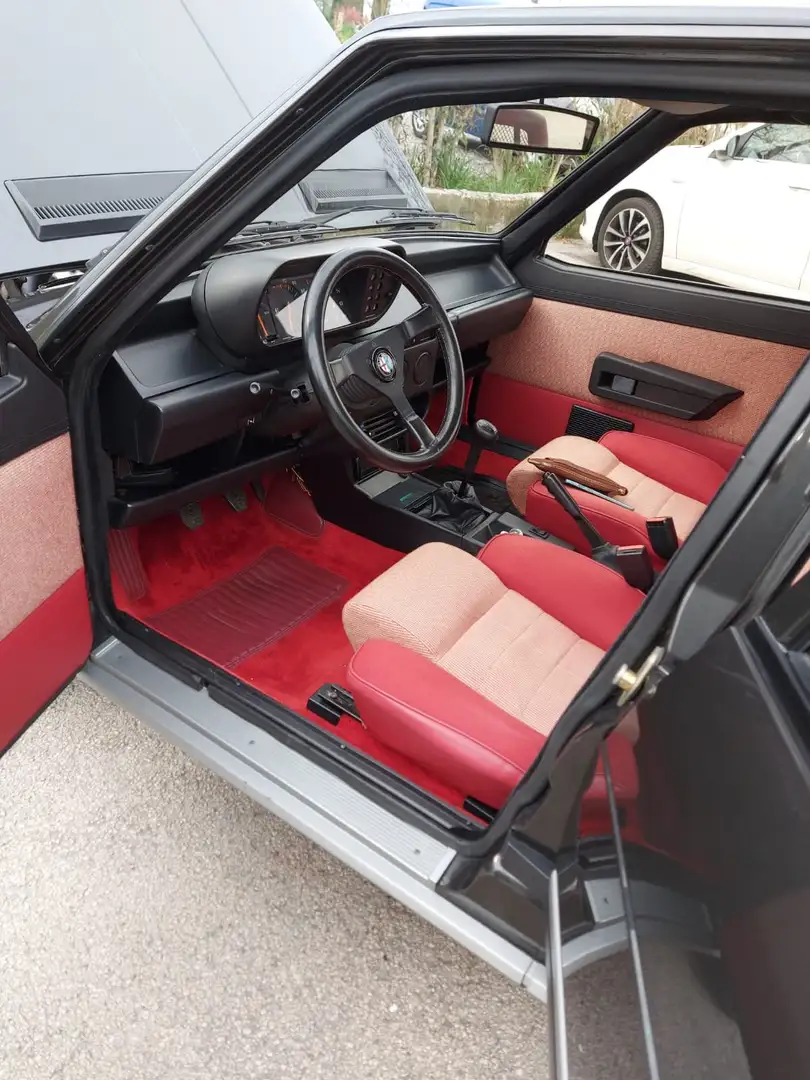 Alfa Romeo Giulietta Giulietta 2.0 Turbodelta Grijs - 1