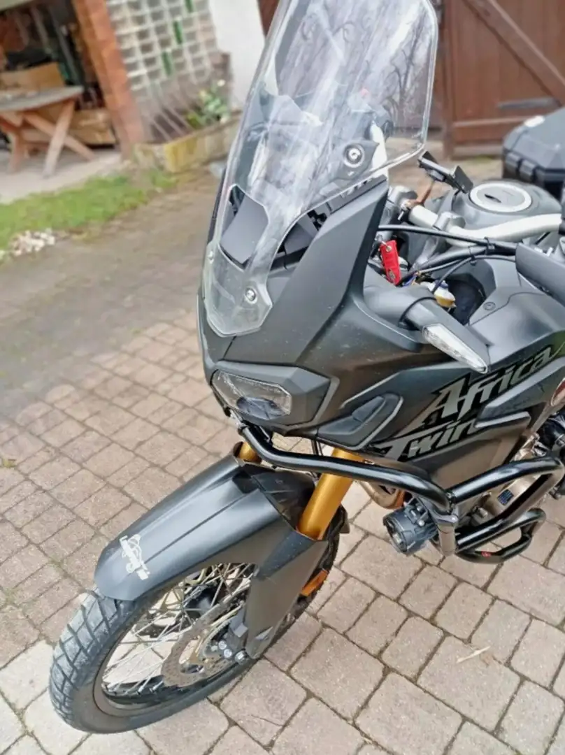 Honda CRF 1000 Schwarz - 1