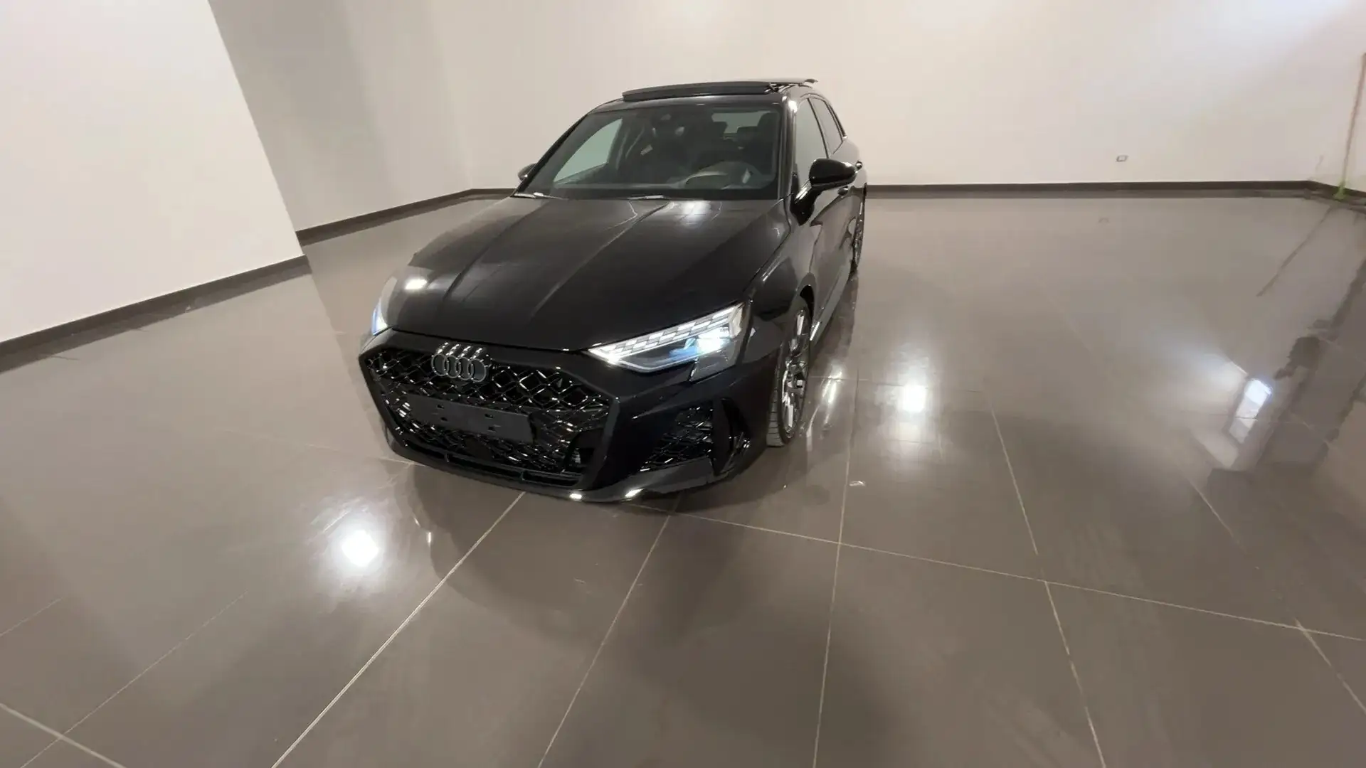 Audi A3 RS 3 Sedan TFSI quattro S tronic Noir - 1