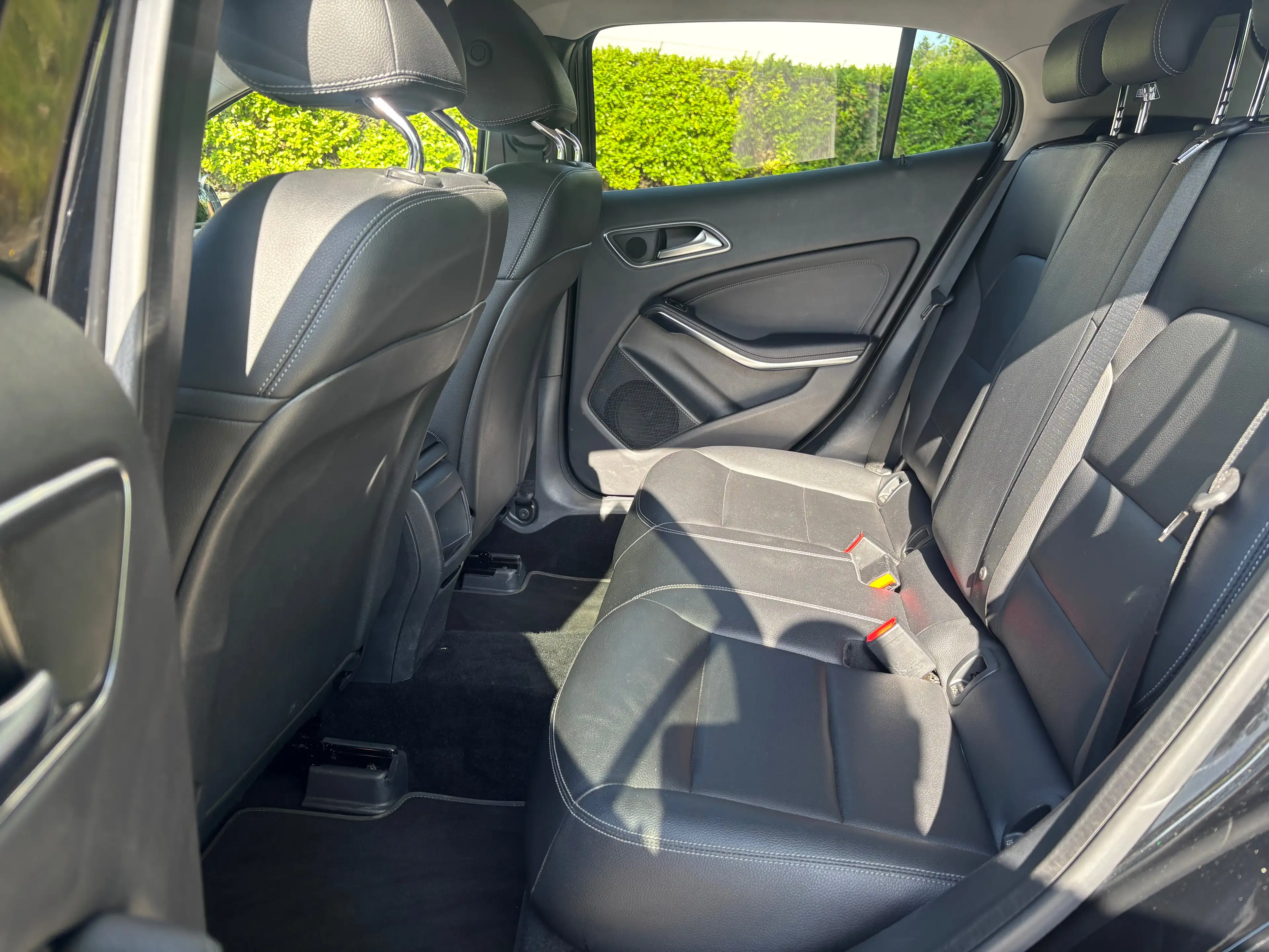 Mercedes-Benz GLA 180 GLA 180 d — photo 8