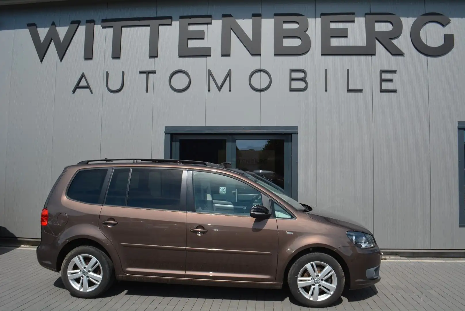 Volkswagen Touran Match-7Sitzer-Panorama-Garantie incl. Braun - 1