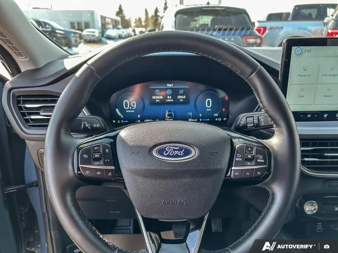 Ford Escape снимка Ford Escape