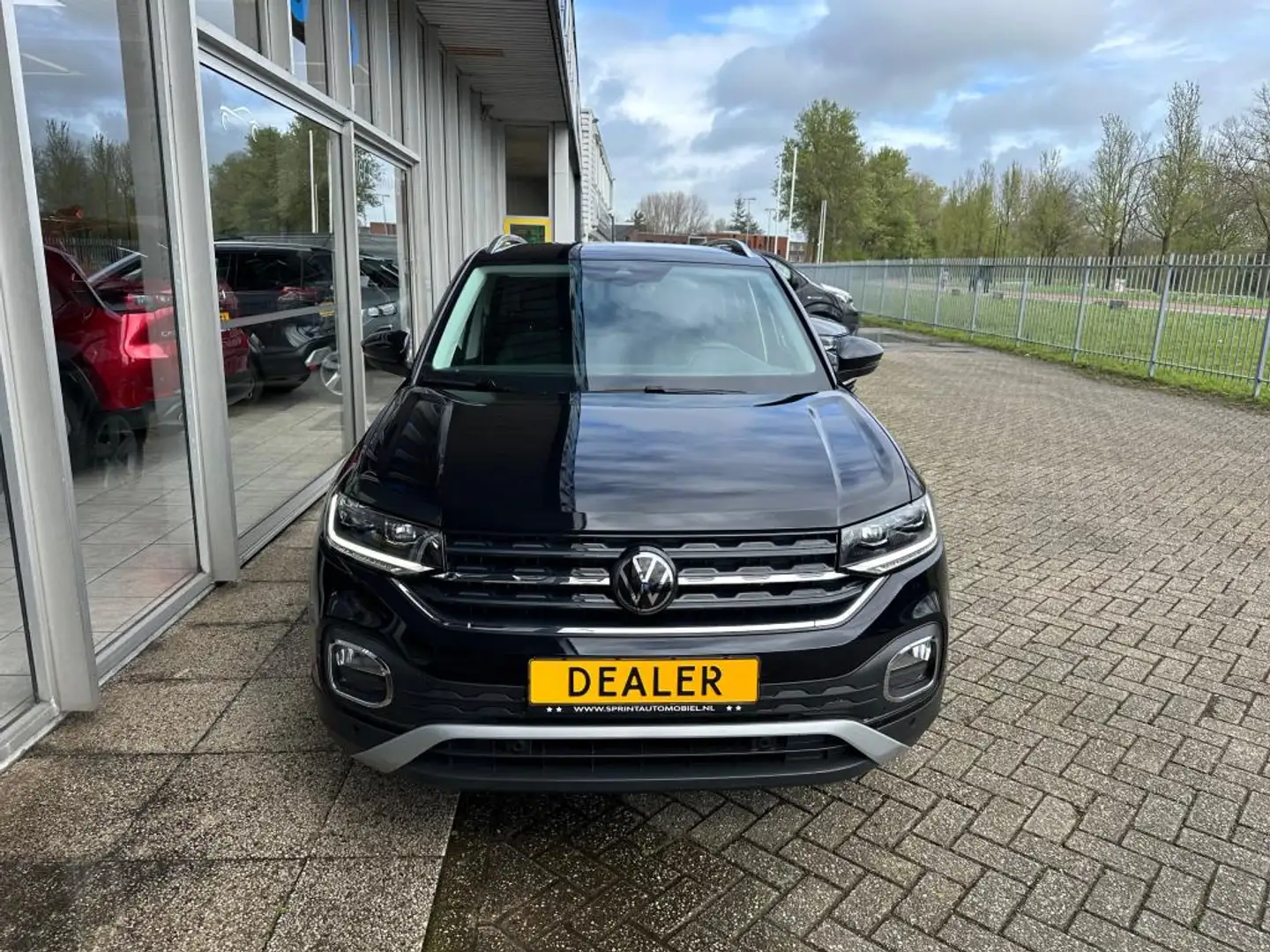 Volkswagen T-Cross 1.5 TSI Style 150PK / LED KOPLAMPEN / CARPLAY / AC Negro - 2