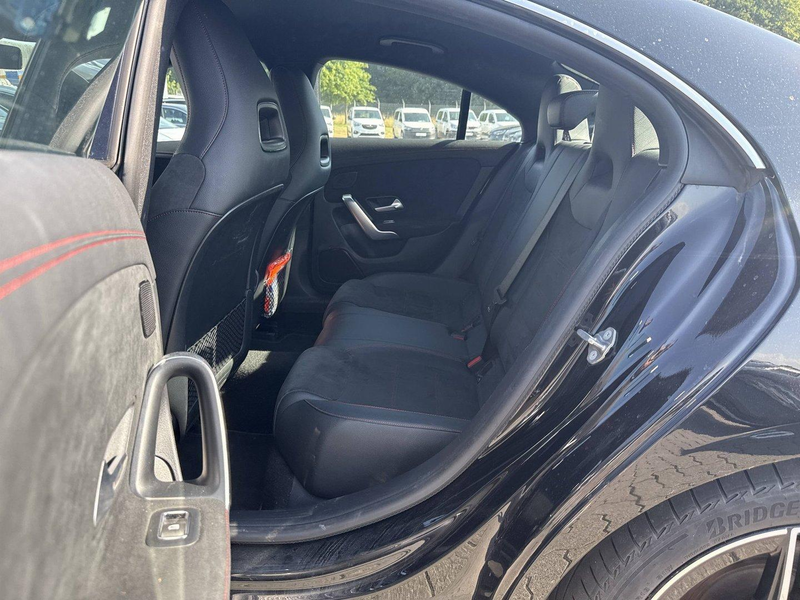 Mercedes-Benz CLA 250 Coupé 2x AMG Line Distr+ Widescr Multib. — photo 12