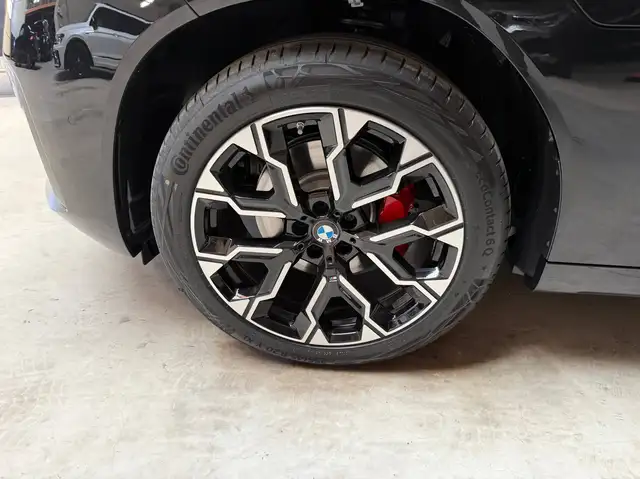 BMW X3 view 6