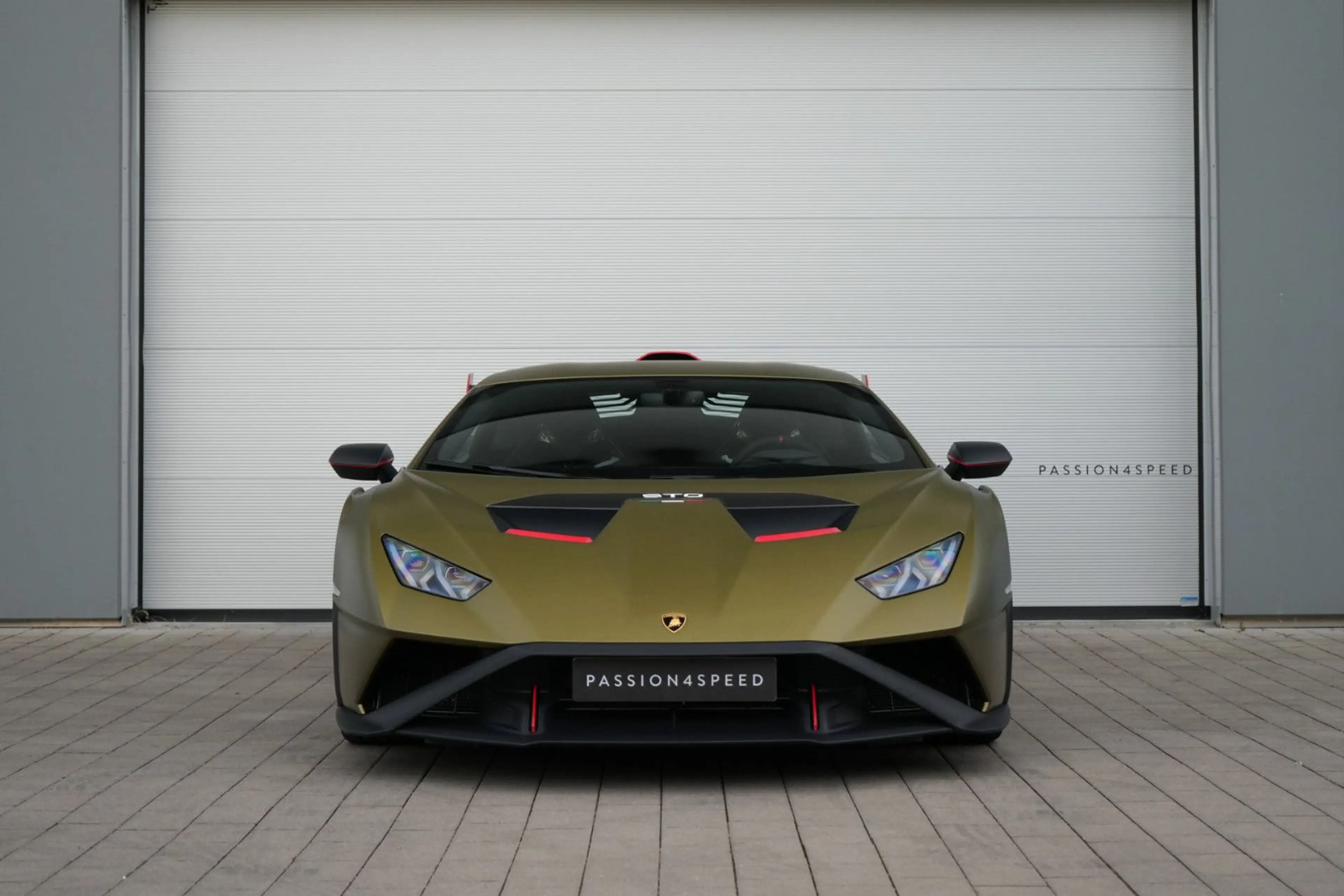 Lamborghini Huracán STO