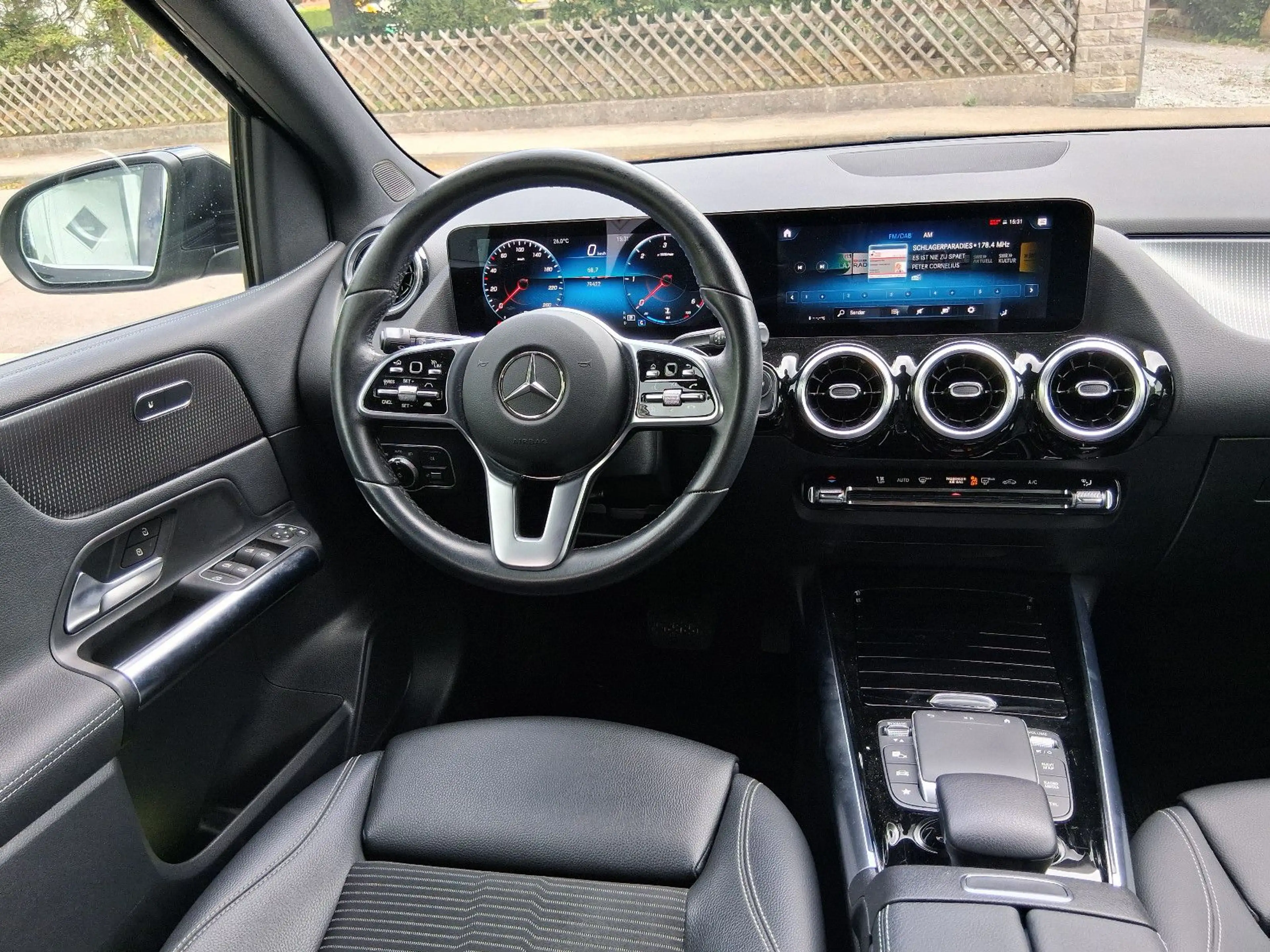 Mercedes-Benz B 200 d URBAN PROGRESSIVE-PAKET DISTRONIC PLUS — photo 6