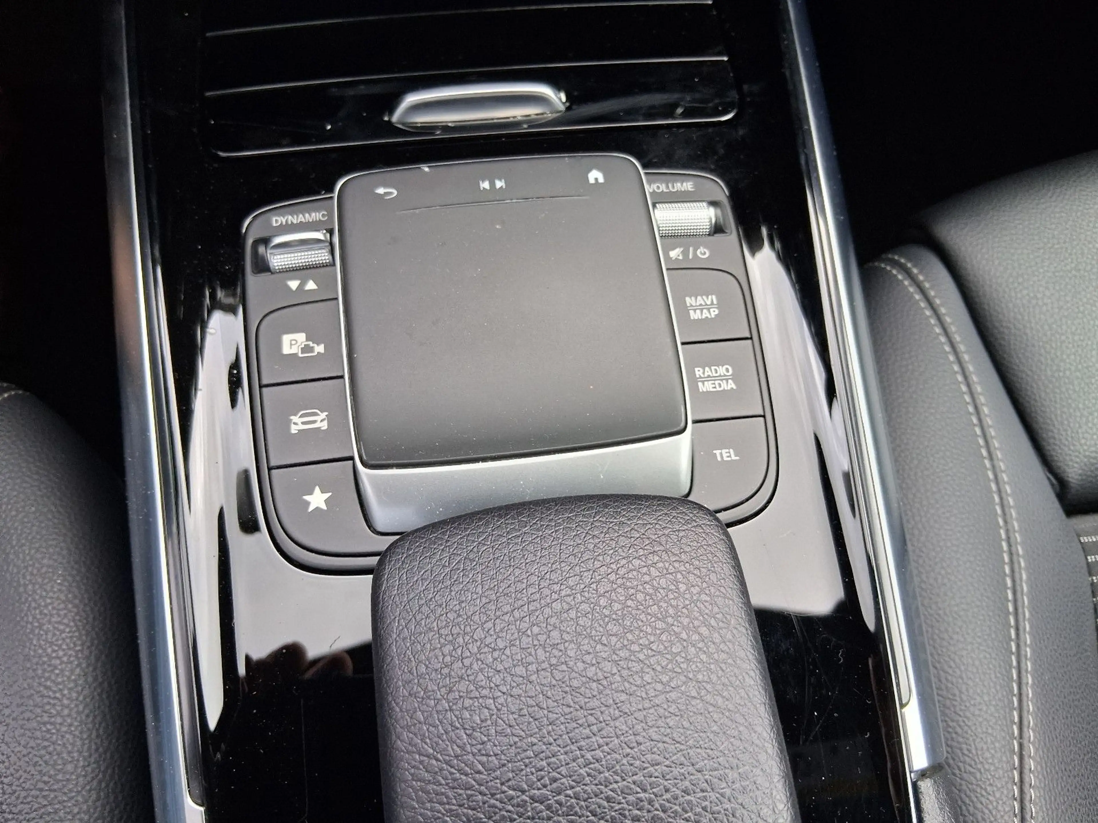 Mercedes-Benz B 200 d URBAN PROGRESSIVE-PAKET DISTRONIC PLUS — photo 4