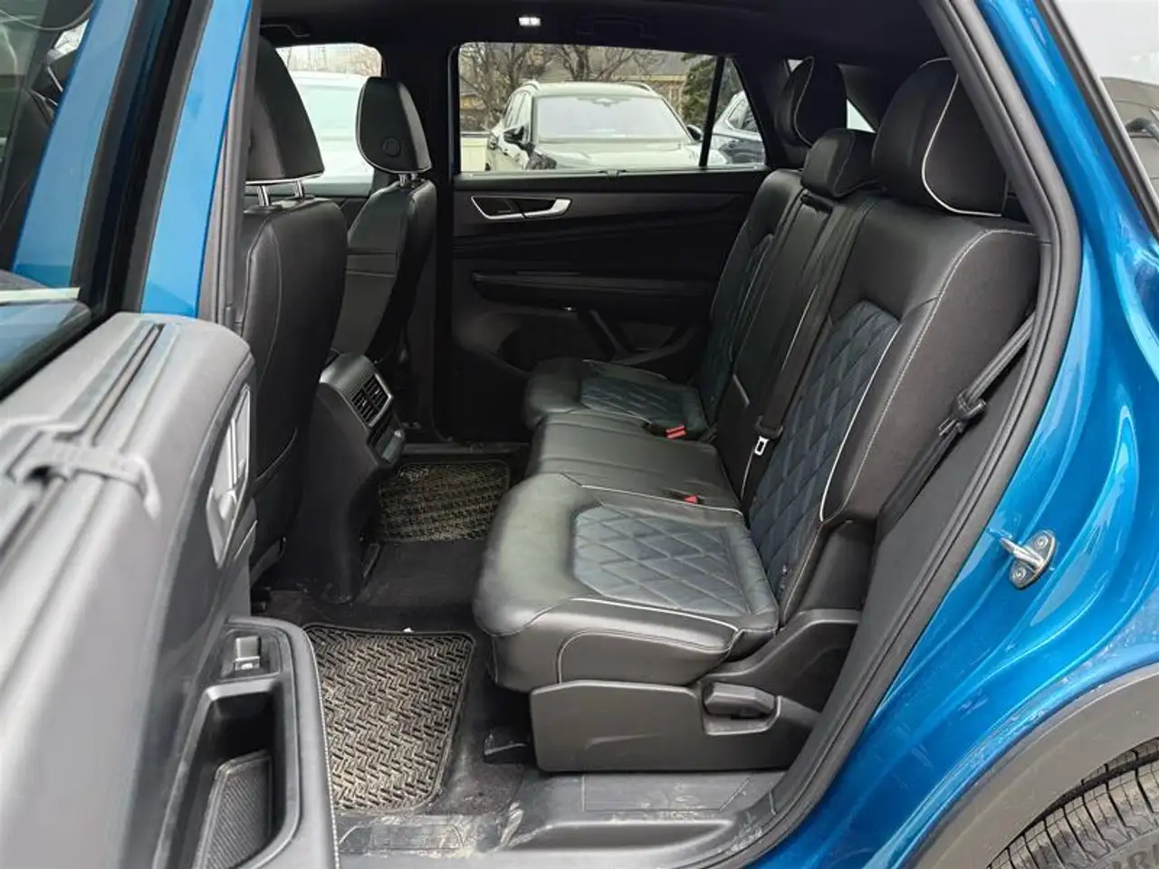 Volkswagen Atlas снимка Volkswagen Atlas