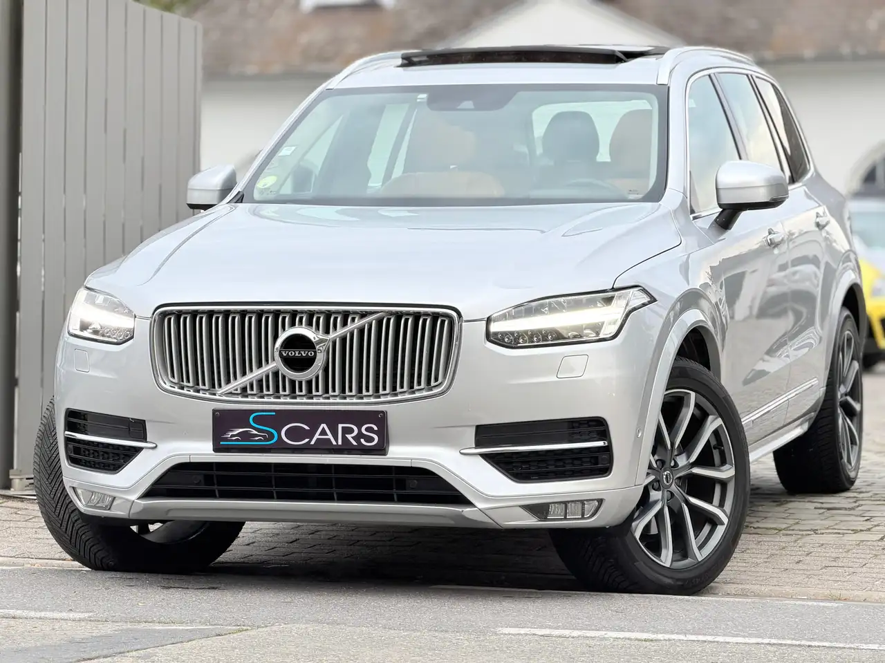 Volvo XC90