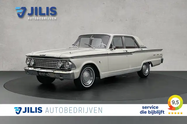 Ford Fairlane 500 V8 4-deur sedan 1962