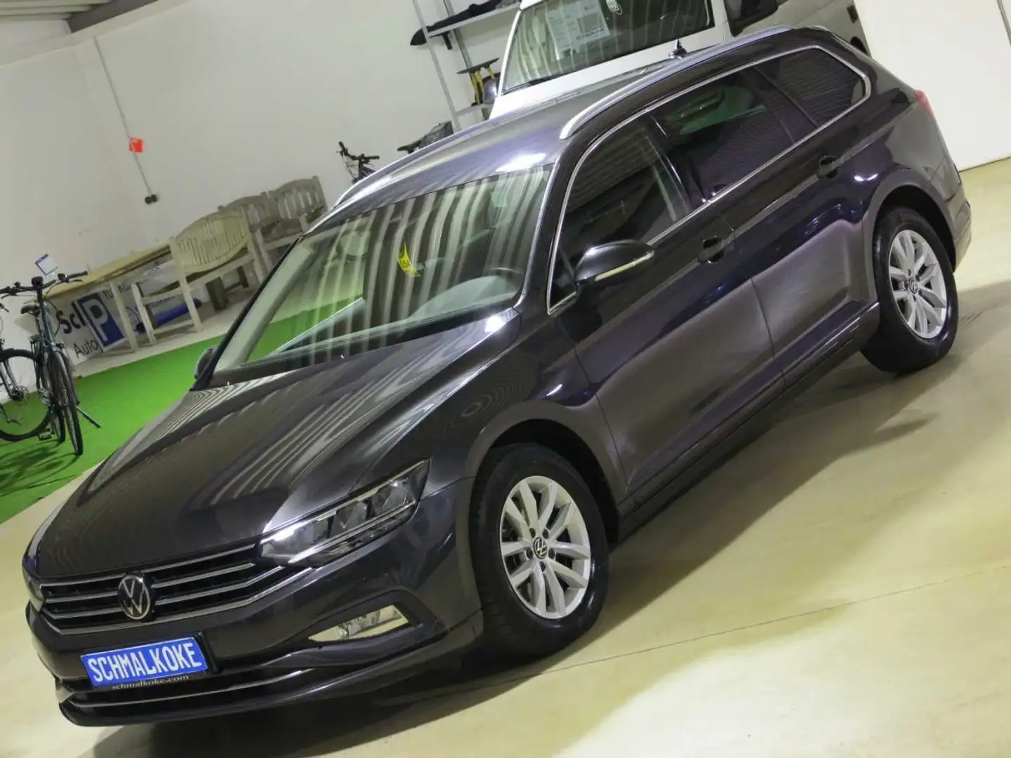 Volkswagen Passat Variant 2.0 TDI SCR DSG7 Business Navi Grau - 2