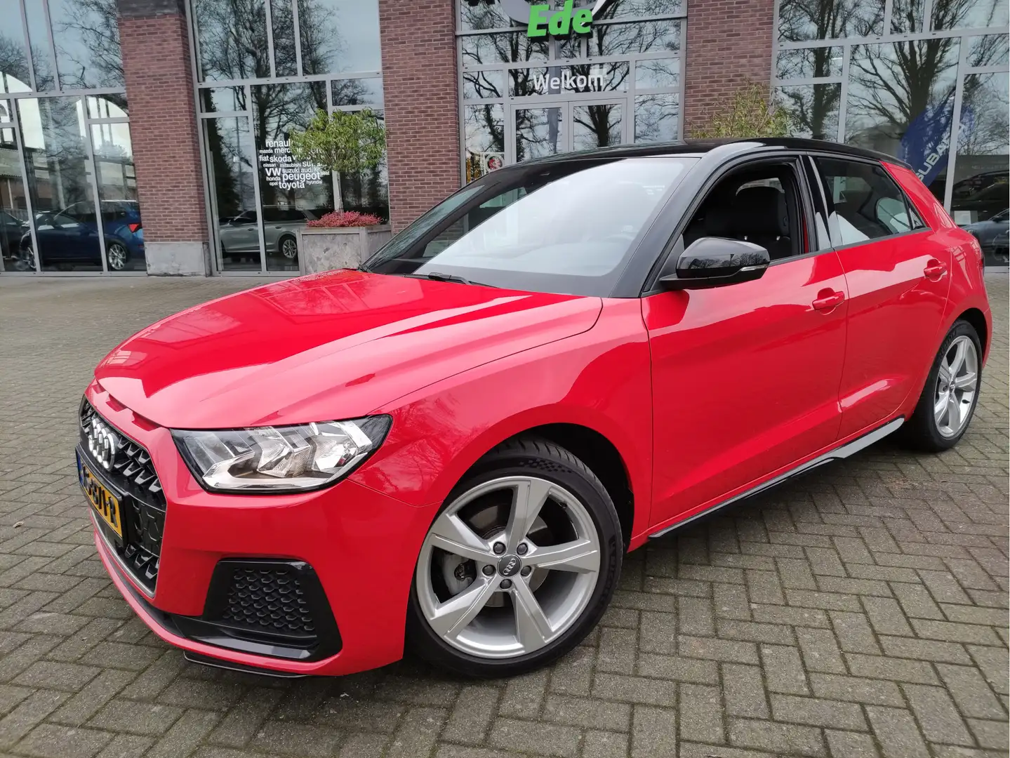 Audi A1 Sportback 30 TFSI 116PK Advanced epic Digitaal das Rouge - 2