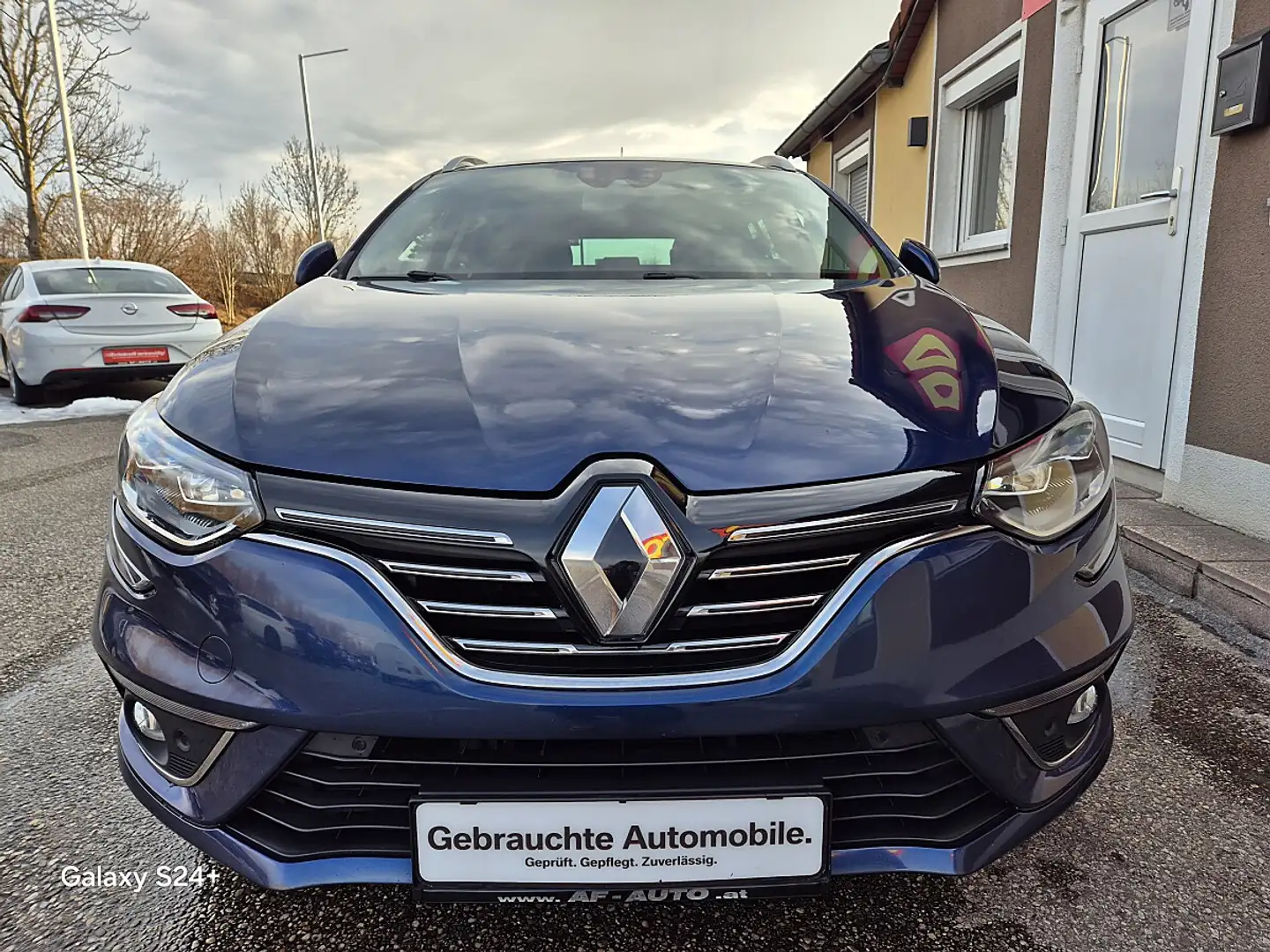 Renault Megane Mégane Grandtour Bose Energy dCi 110 EDC Blau - 2
