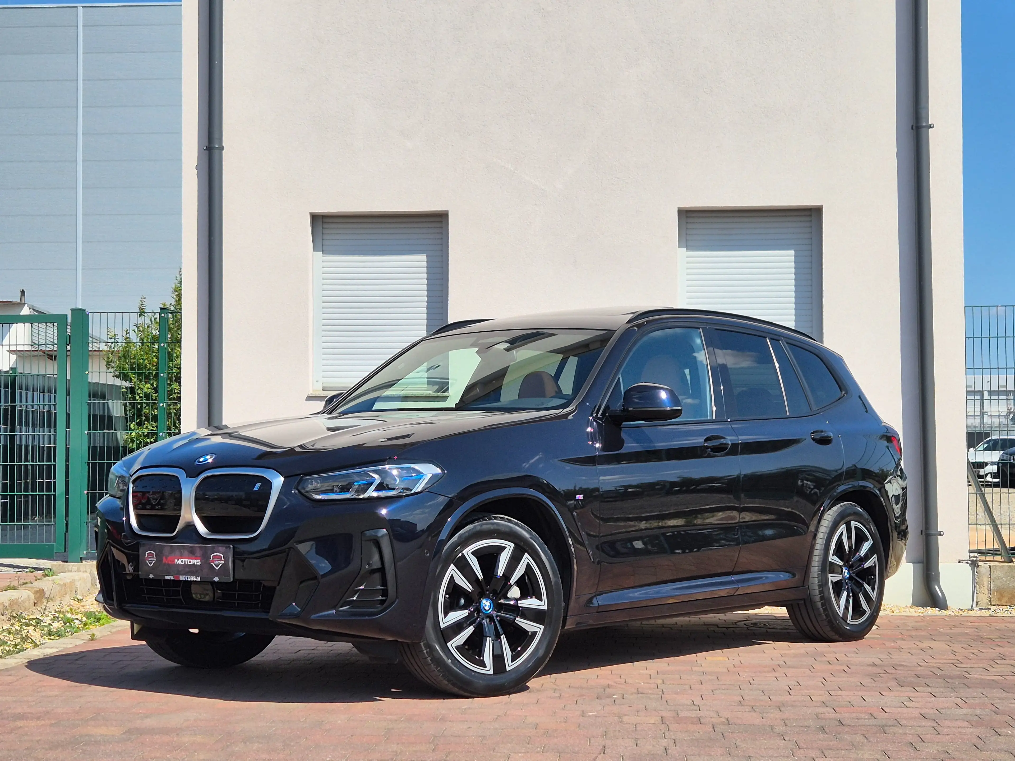BMW iX3 iX3 73,8kWh / M PAKET*ACC*LASER*PANO*AKKU 99%*KRED — photo 3