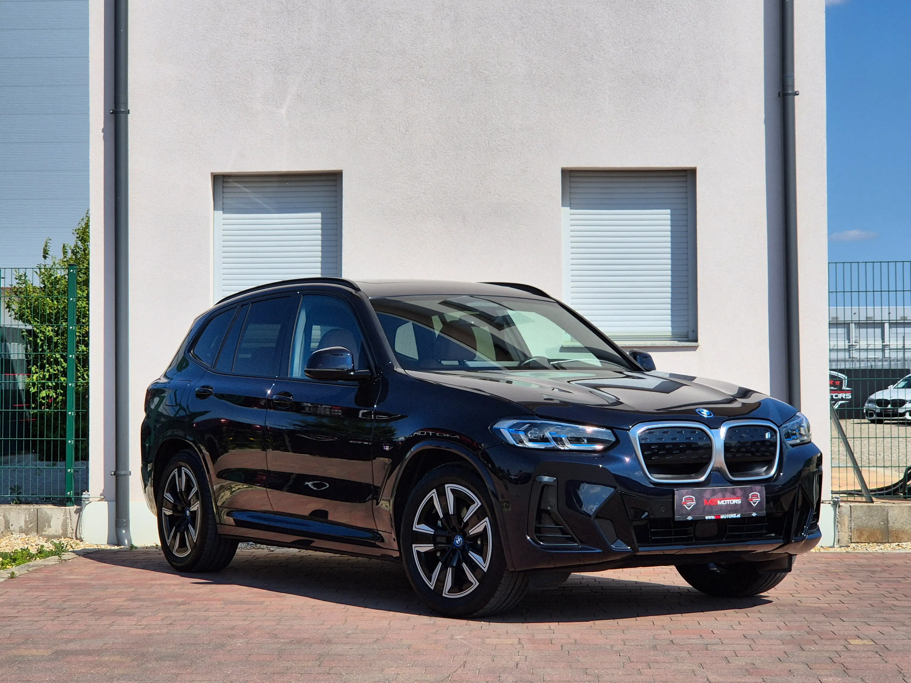BMW iX3 iX3 73,8kWh / M PAKET*ACC*LASER*PANO*AKKU 99%*KRED
