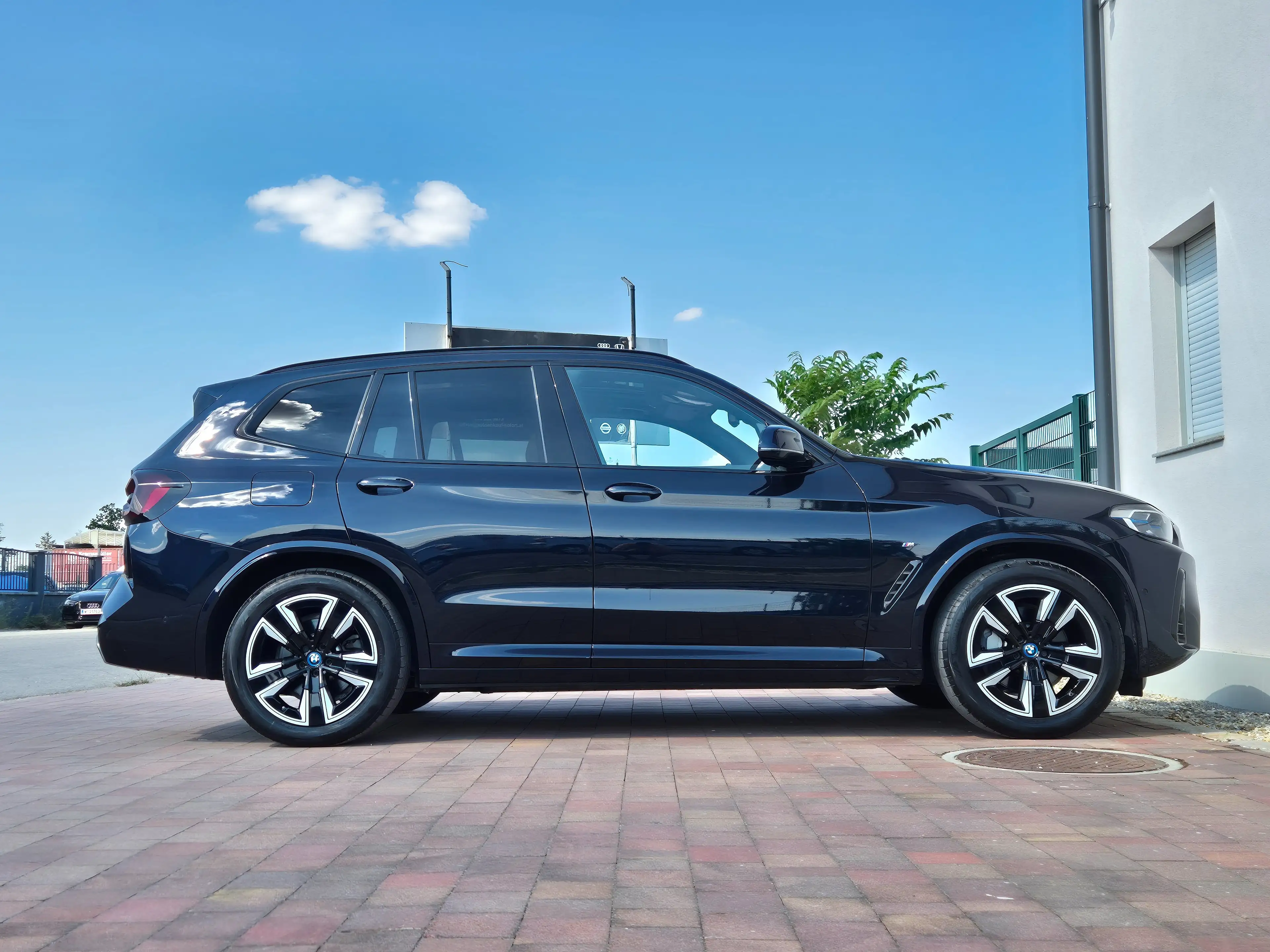BMW iX3 iX3 73,8kWh / M PAKET*ACC*LASER*PANO*AKKU 99%*KRED — photo 10