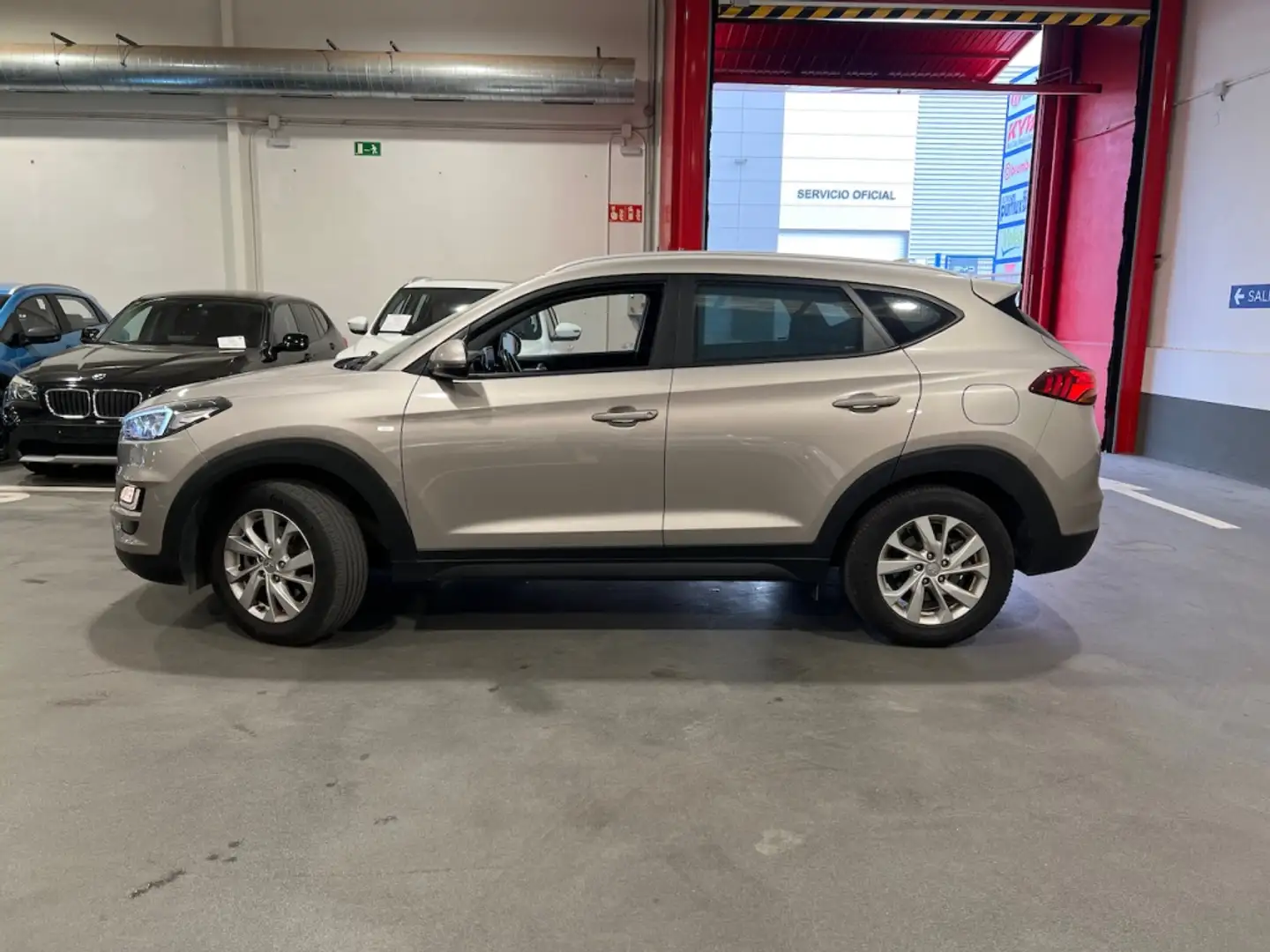 Hyundai TUCSON 1.6CRDI 48V Klass 4x2 Beige - 2