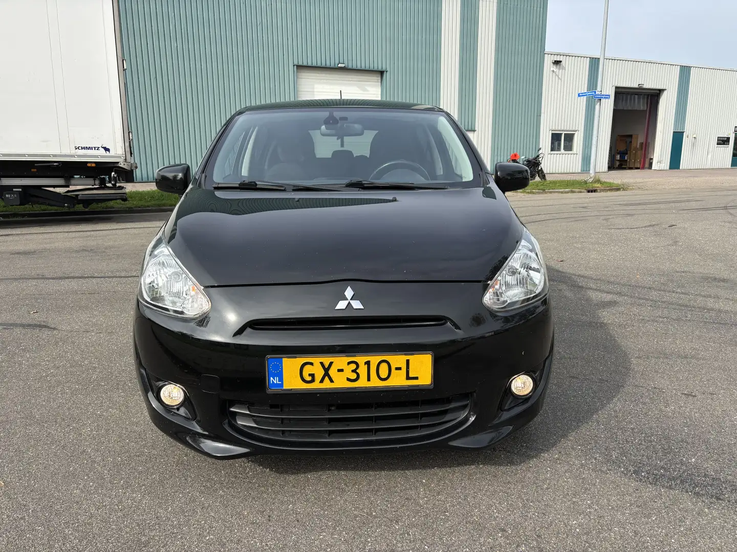 Mitsubishi Space Star 1.0i Bright 5-Deurs 71 PK. Leuke,zuinige en onverw Nero - 2
