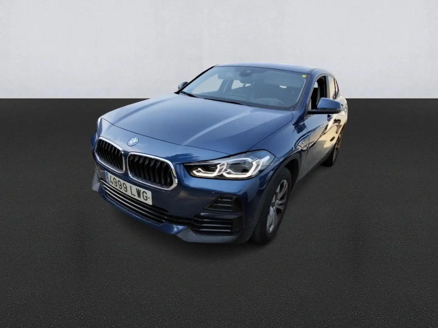 BMW X2 xDrive25e Auto Blau - 1