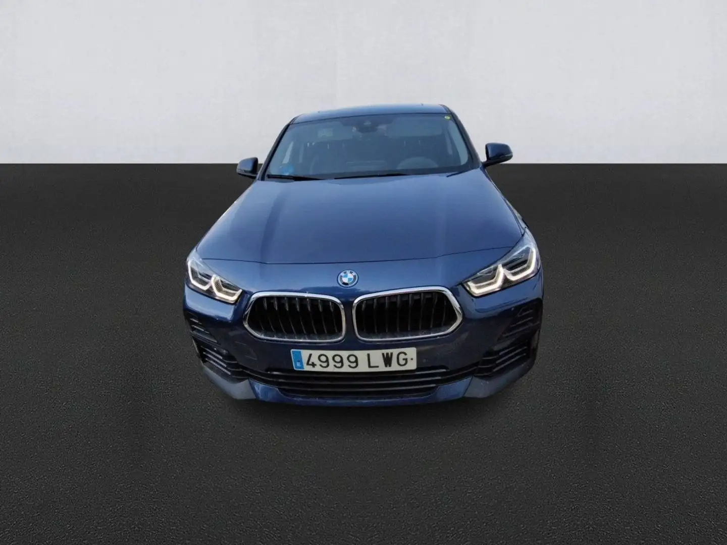 BMW X2 xDrive25e Auto Blau - 2