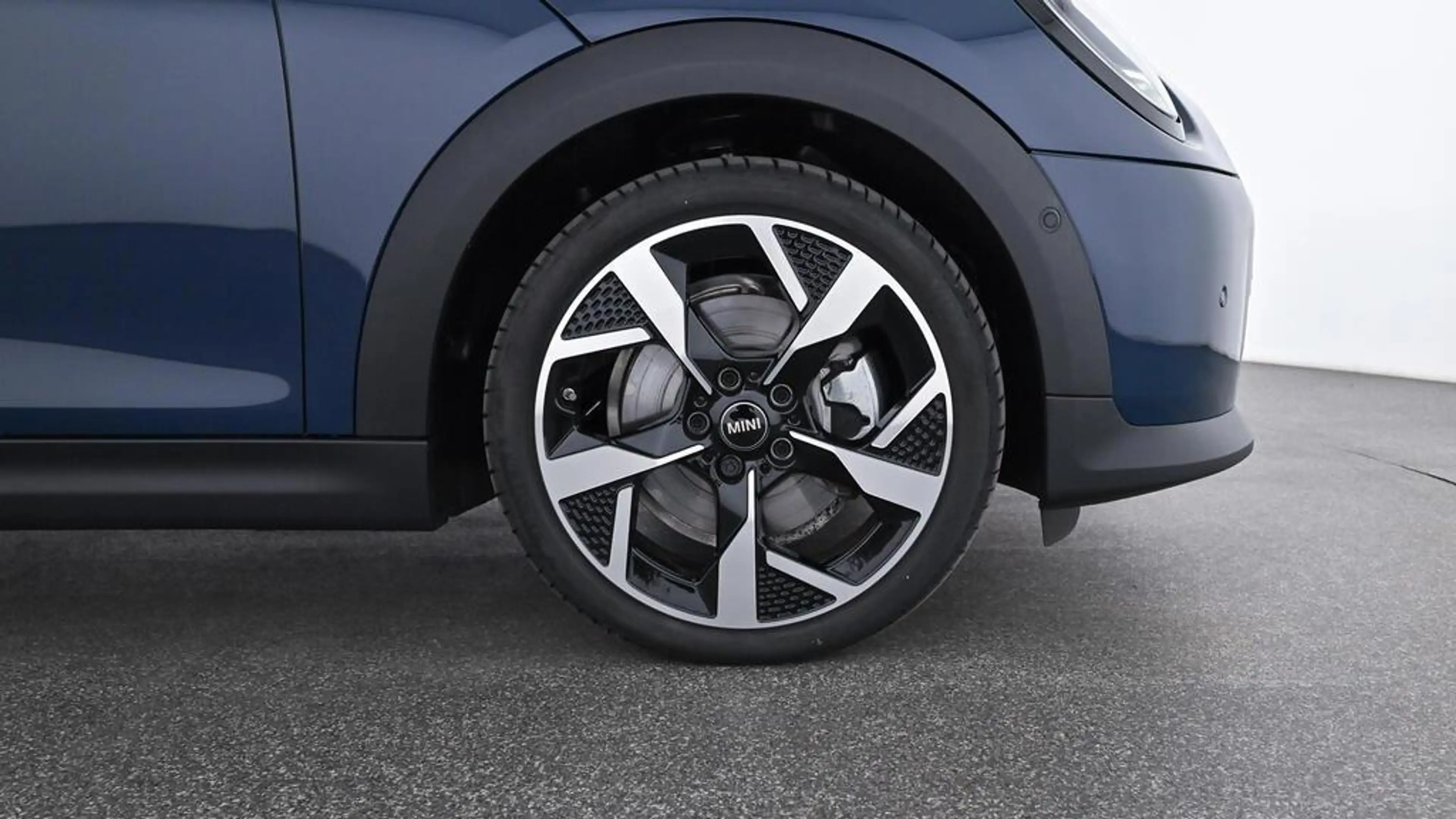 MINI Cooper S Cabrio Favoured Trim — photo 12