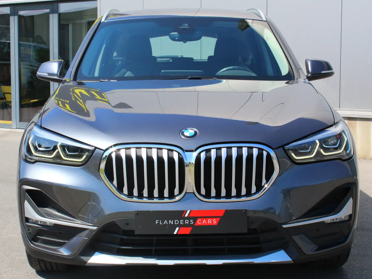 BMW X1 X1 sDrive18i Aut. xLine * Leder * HUD * Keyless * Gris - 2