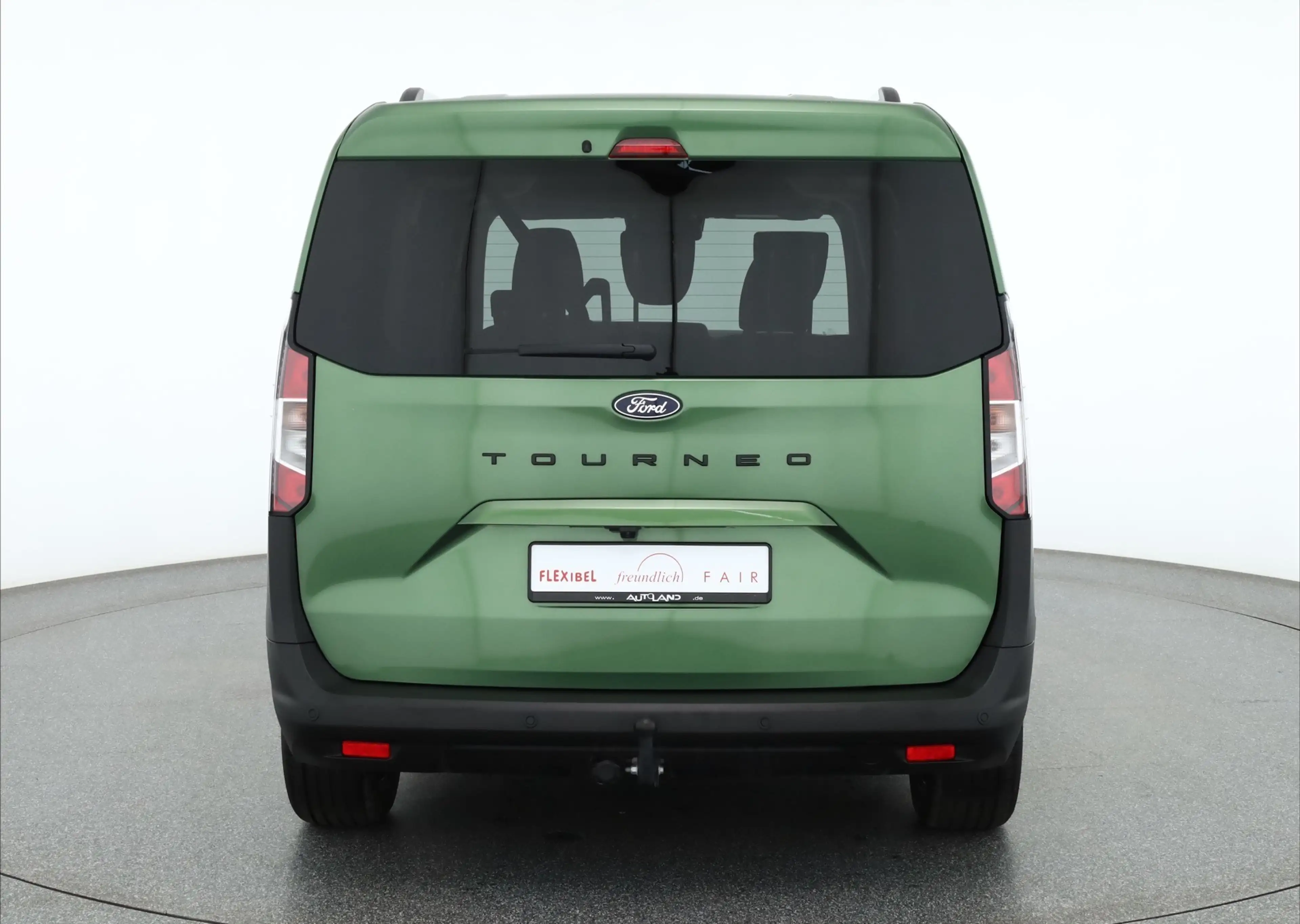Ford Tourneo Courier 1.0 EcoBoost Titanium Kamera AHK — photo 5