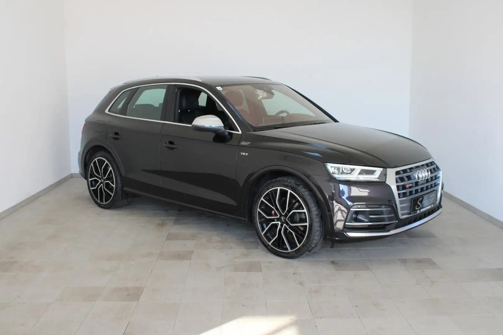 Audi SQ5 quattro Schwarz - 1