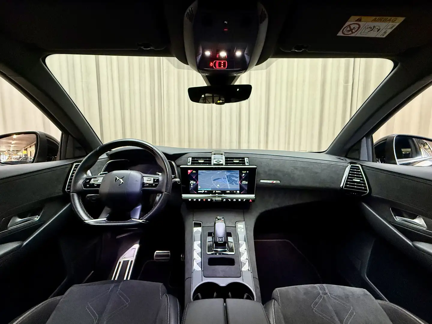 DS Automobiles DS 7 Crossback 1.6 PureTech 181 PK Performance Line *Leder/Alcant Schwarz - 2