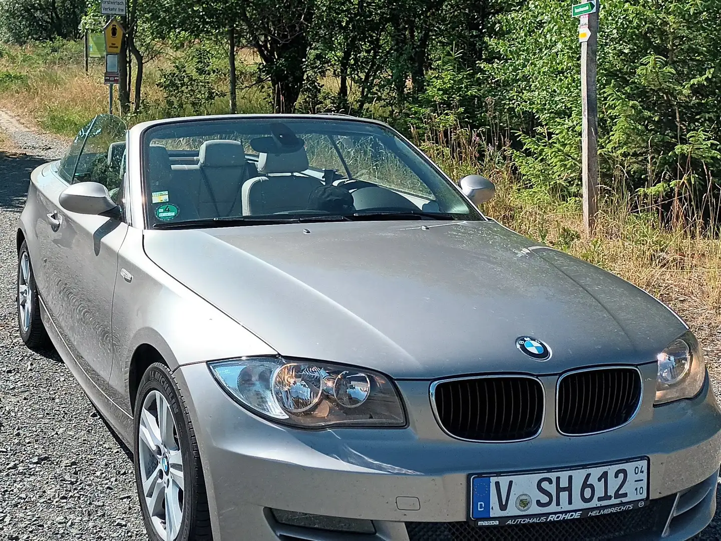 BMW 118 118i Cabrio Auriu - 1