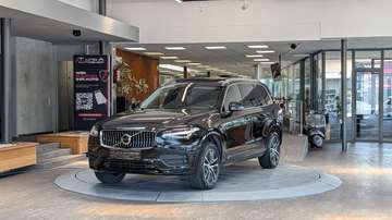 B5 Momentum Pro 7-Sitzer AWD Aut. *Pano*AHK*19Zoll