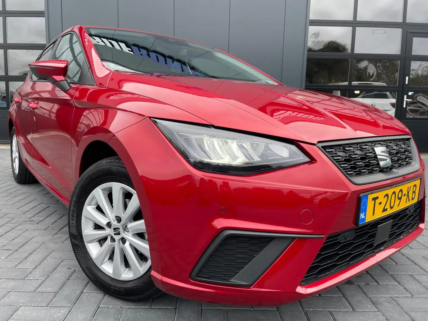 SEAT Ibiza 1.0 EcoTSI Style Business Connect NL.Auto/Climatro Rood - 2
