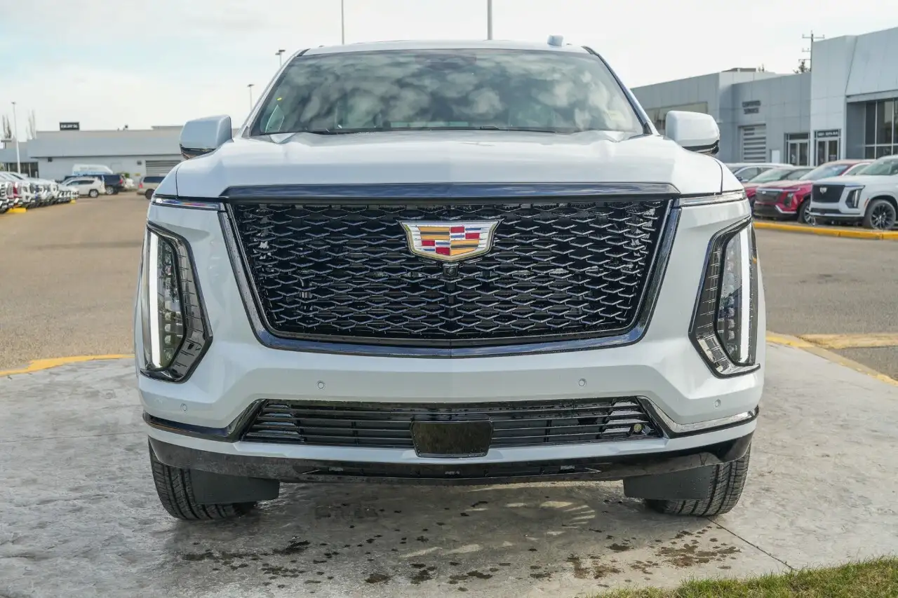 Cadillac Escalade снимка Cadillac Escalade