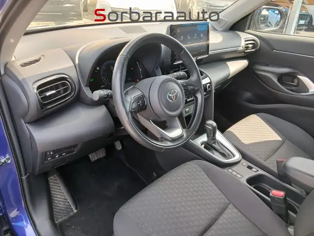 Toyota Yaris Cross view 13