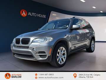 35i NAVIGATION LEATHER SEATS, PUSH BUTTON START BACKUP CMAERA /