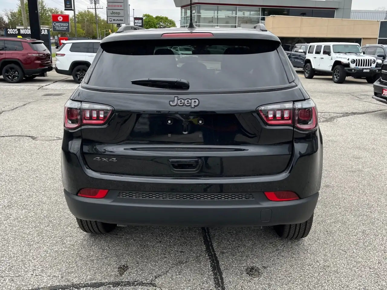Jeep Compass снимка Jeep Compass