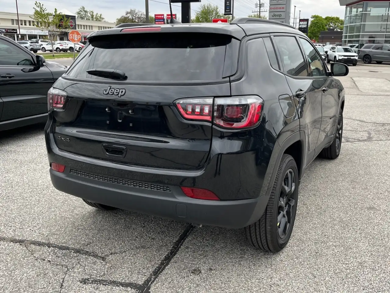 Jeep Compass снимка Jeep Compass
