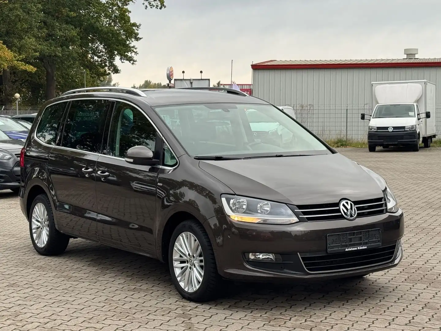 Volkswagen Sharan 2.0 TDI°StHz°AHK°KEYLESS°RFK° Schwarz - 2