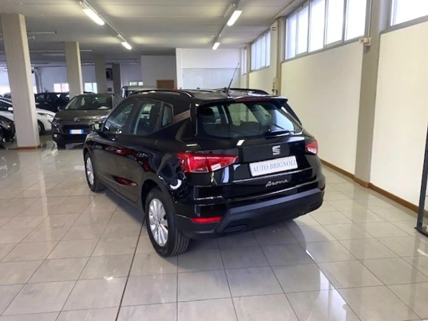 SEAT Arona Arona 1.0 ecotsi Style 95cv E6 D Schwarz - 2