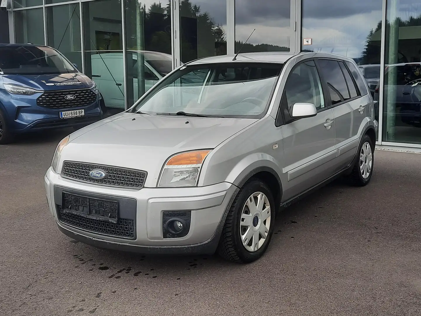Ford Fusion Ambiente 1,4 TDCi Silber - 1