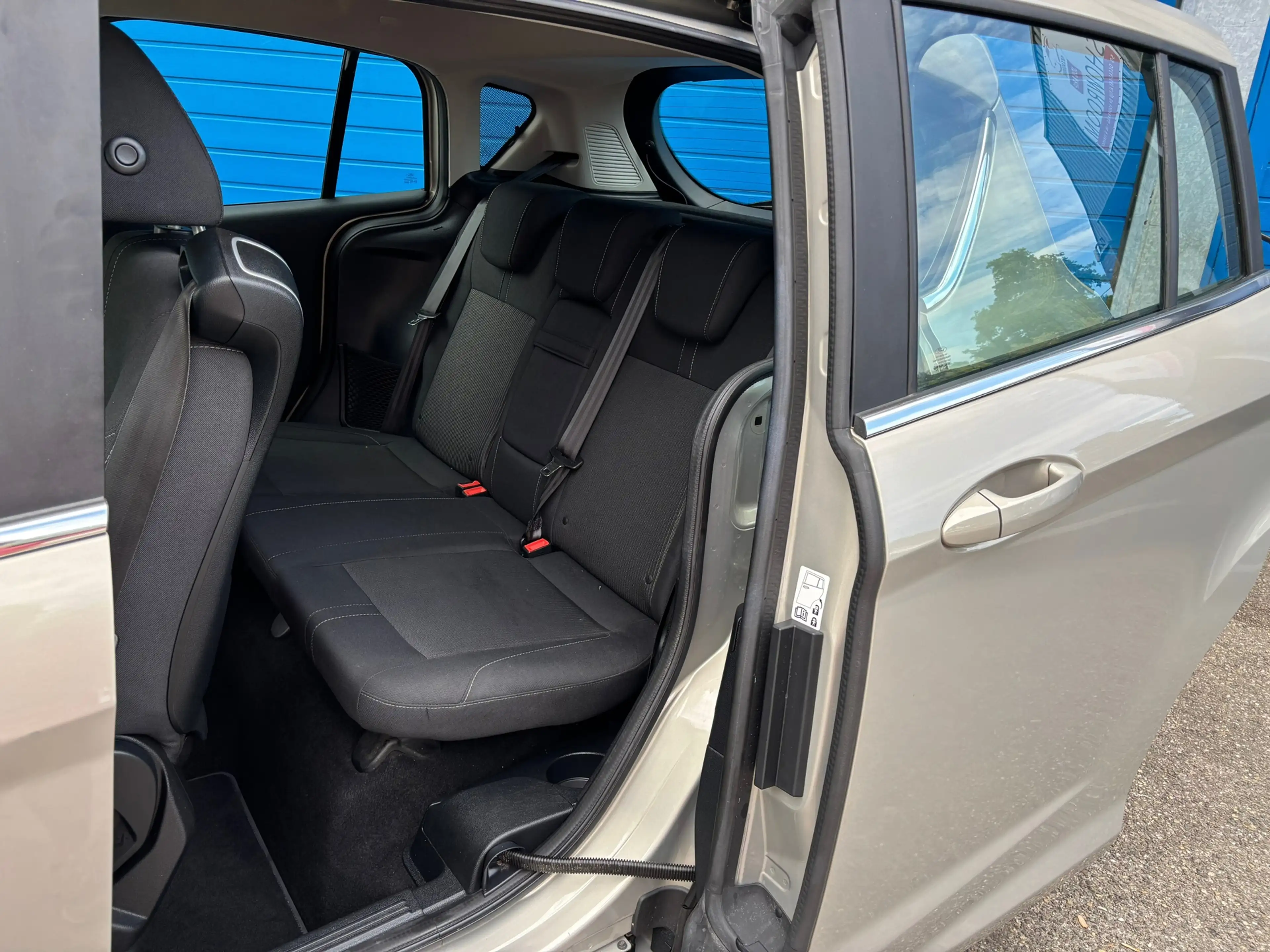 Ford B-Max 1.6 TI-VCT Titanium — photo 11