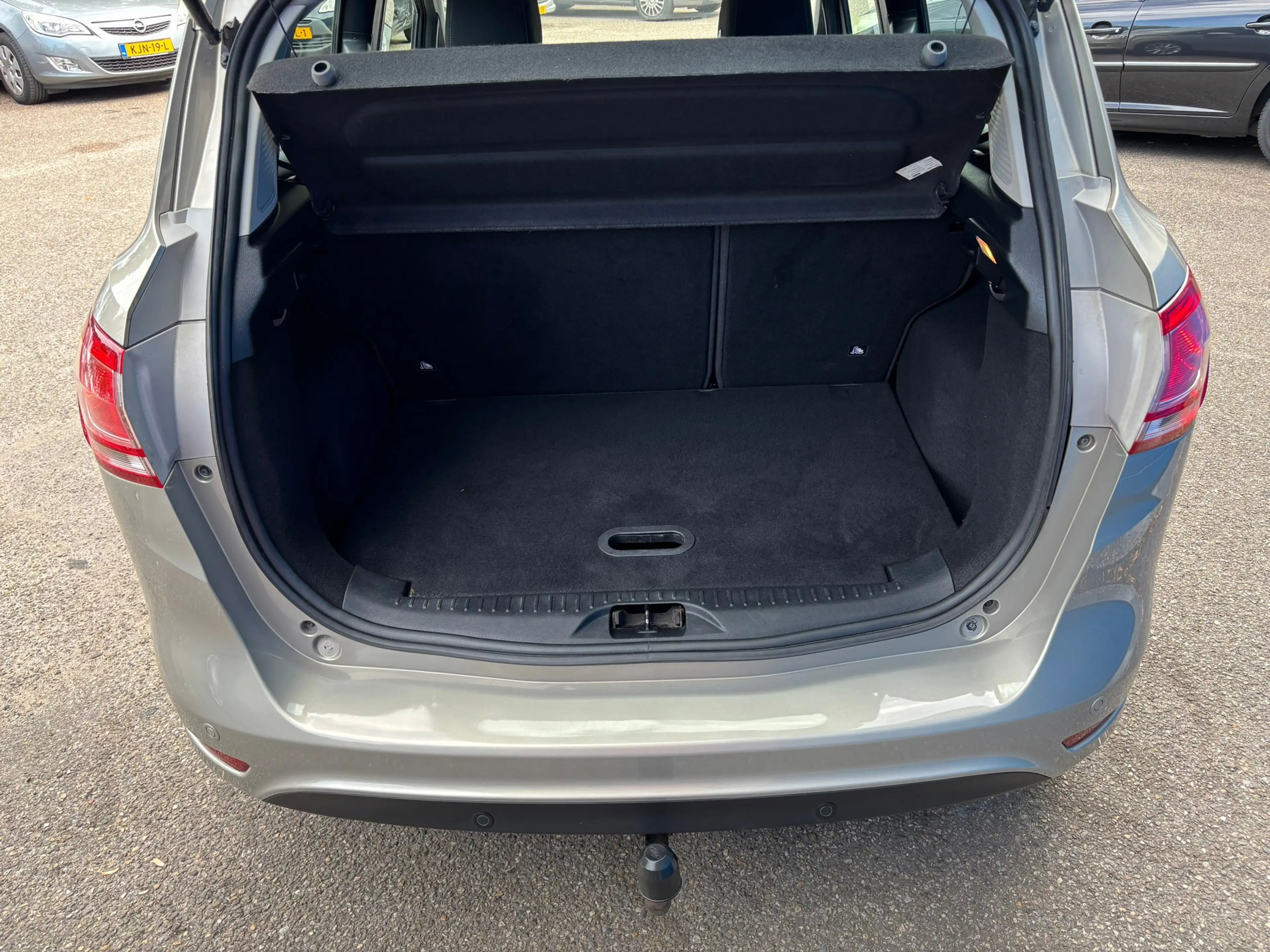 Ford B-Max 1.6 TI-VCT Titanium — photo 13